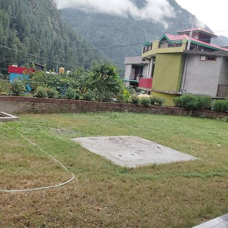 Hotel Dog N Hill Kasol Exteriér fotografie