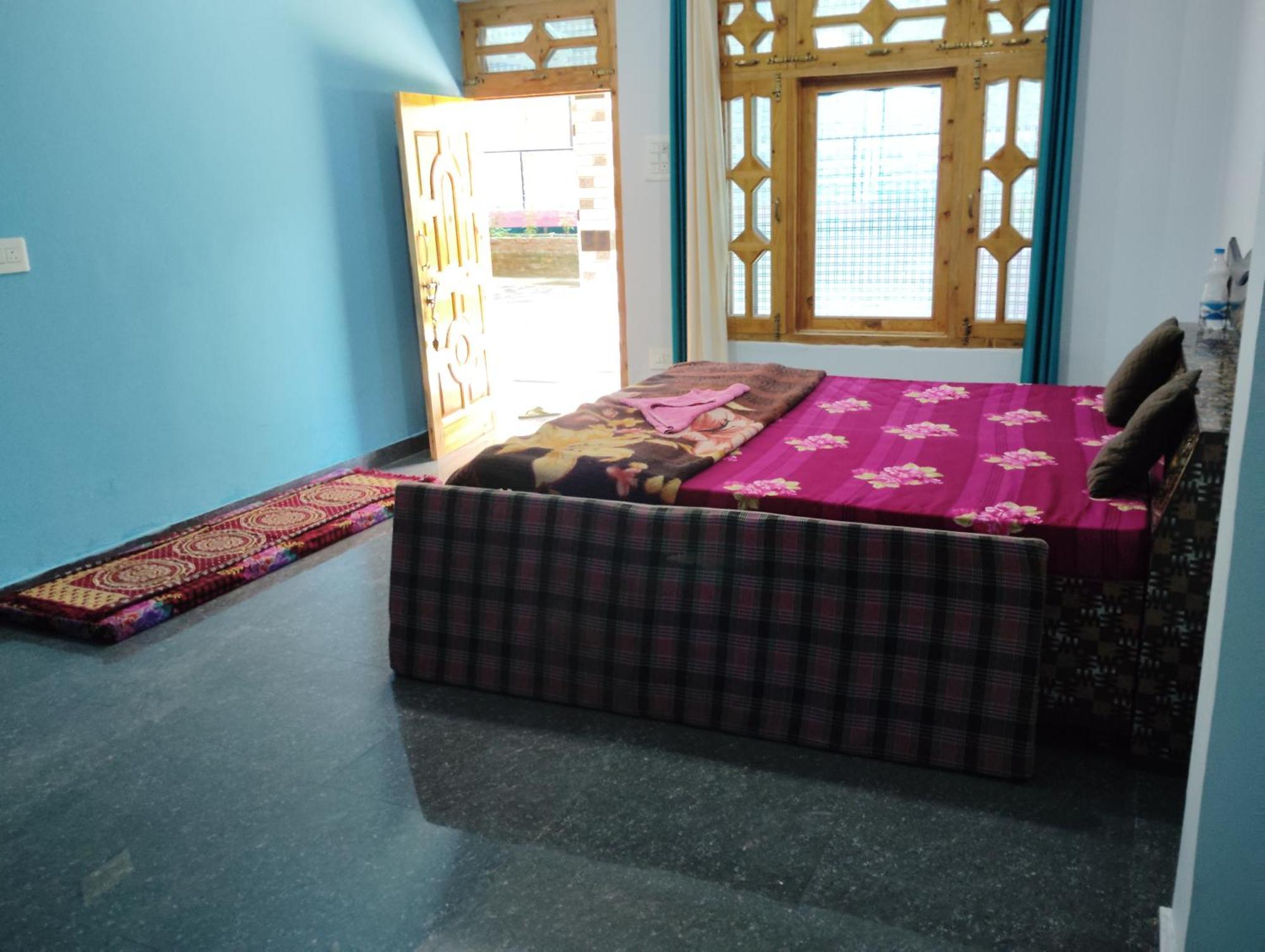 Hotel Dog N Hill Kasol Exteriér fotografie
