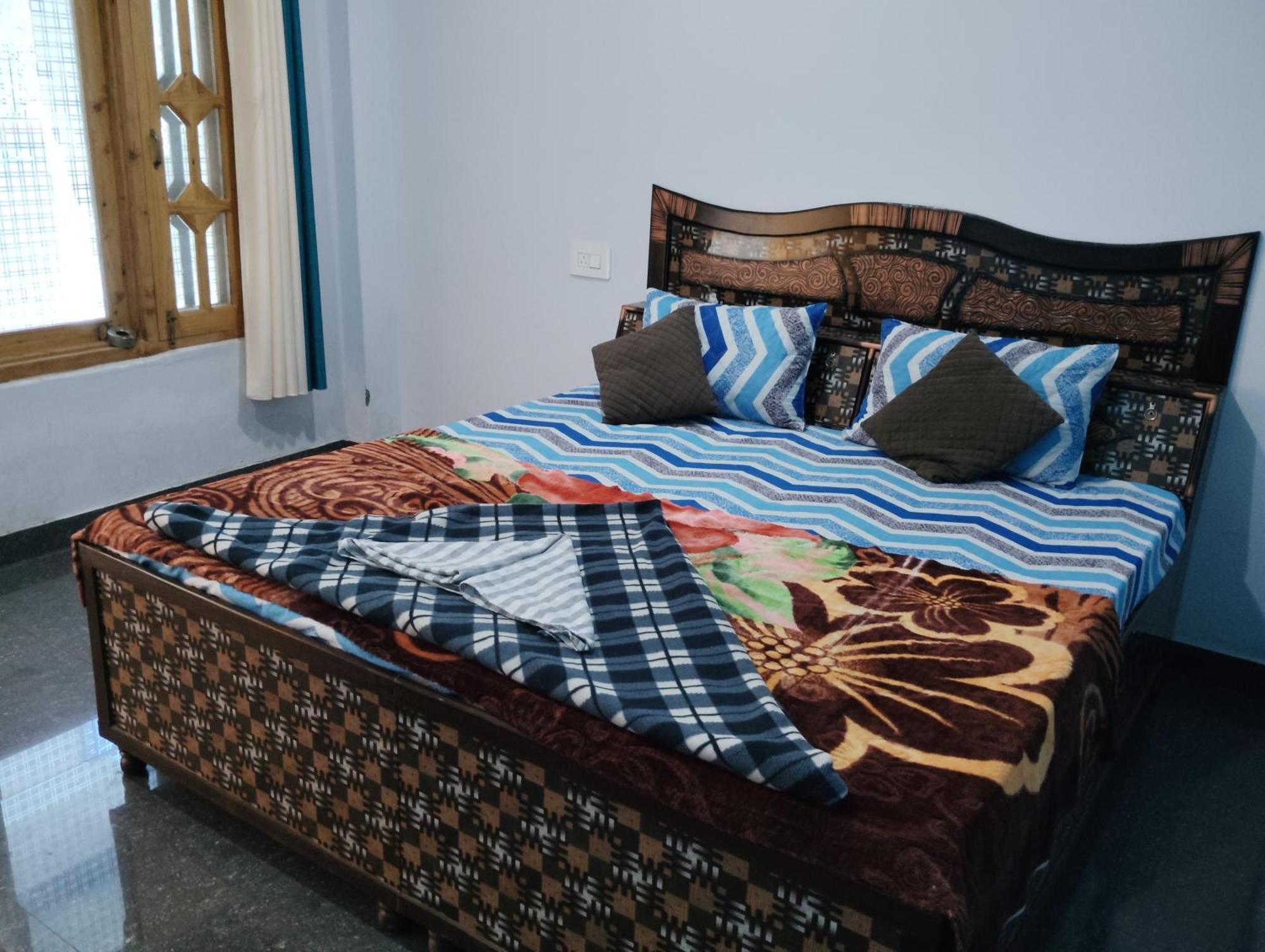 Hotel Dog N Hill Kasol Exteriér fotografie