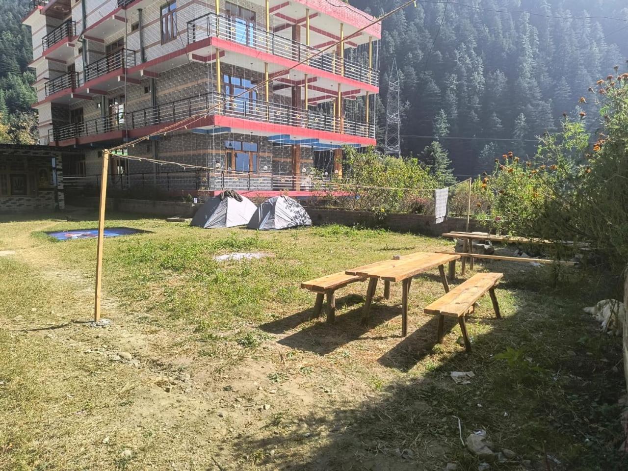 Hotel Dog N Hill Kasol Exteriér fotografie